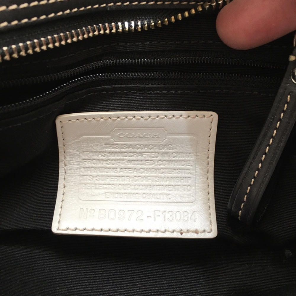 Coach handbag - Picture 3 of 3